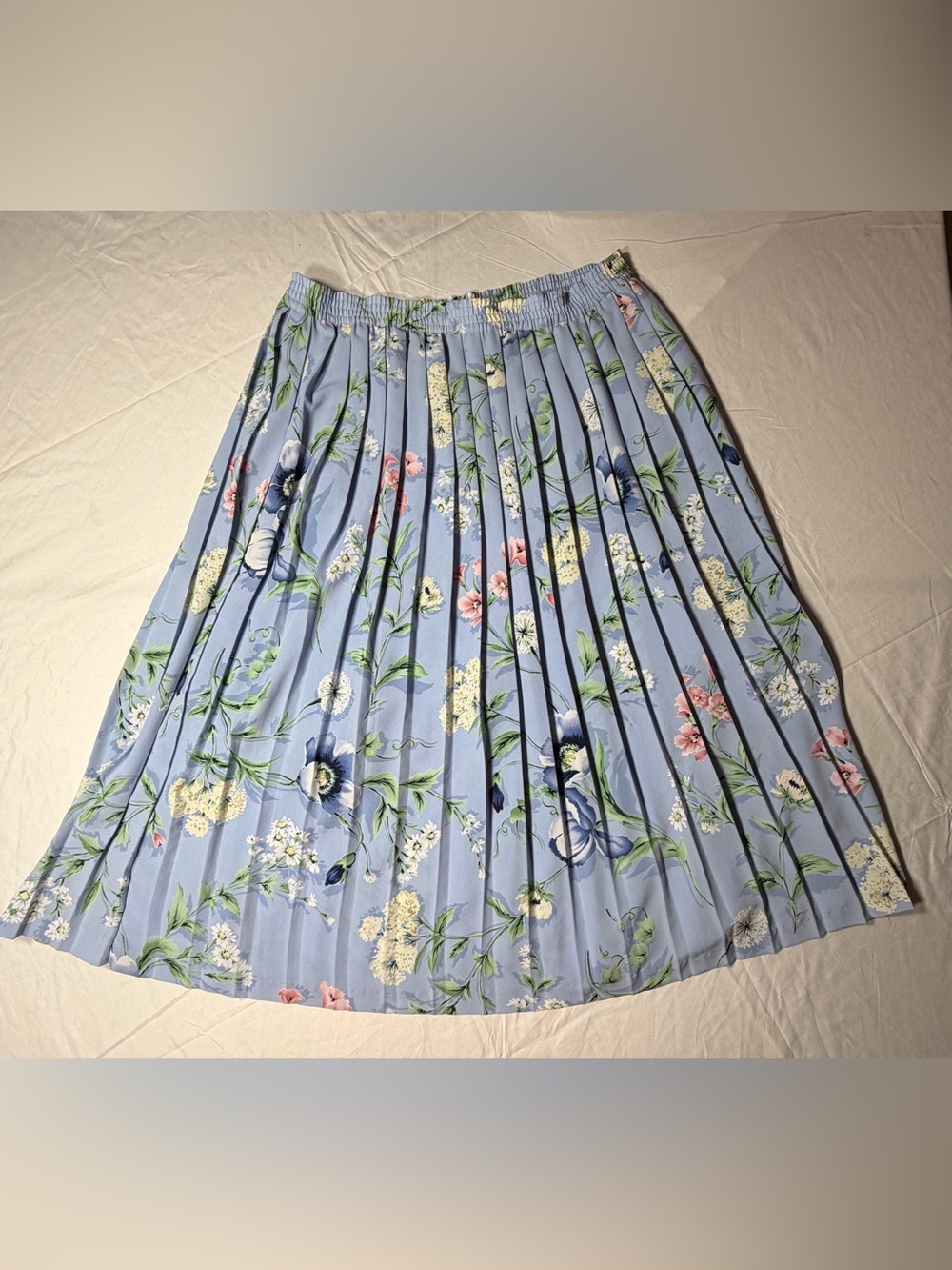 Vintage Alfred Dunner Pleated Floral Midi Skirt Light Blue Elastic Waist